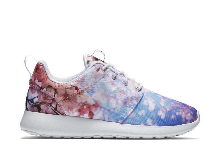 nike roshe cherry blossom